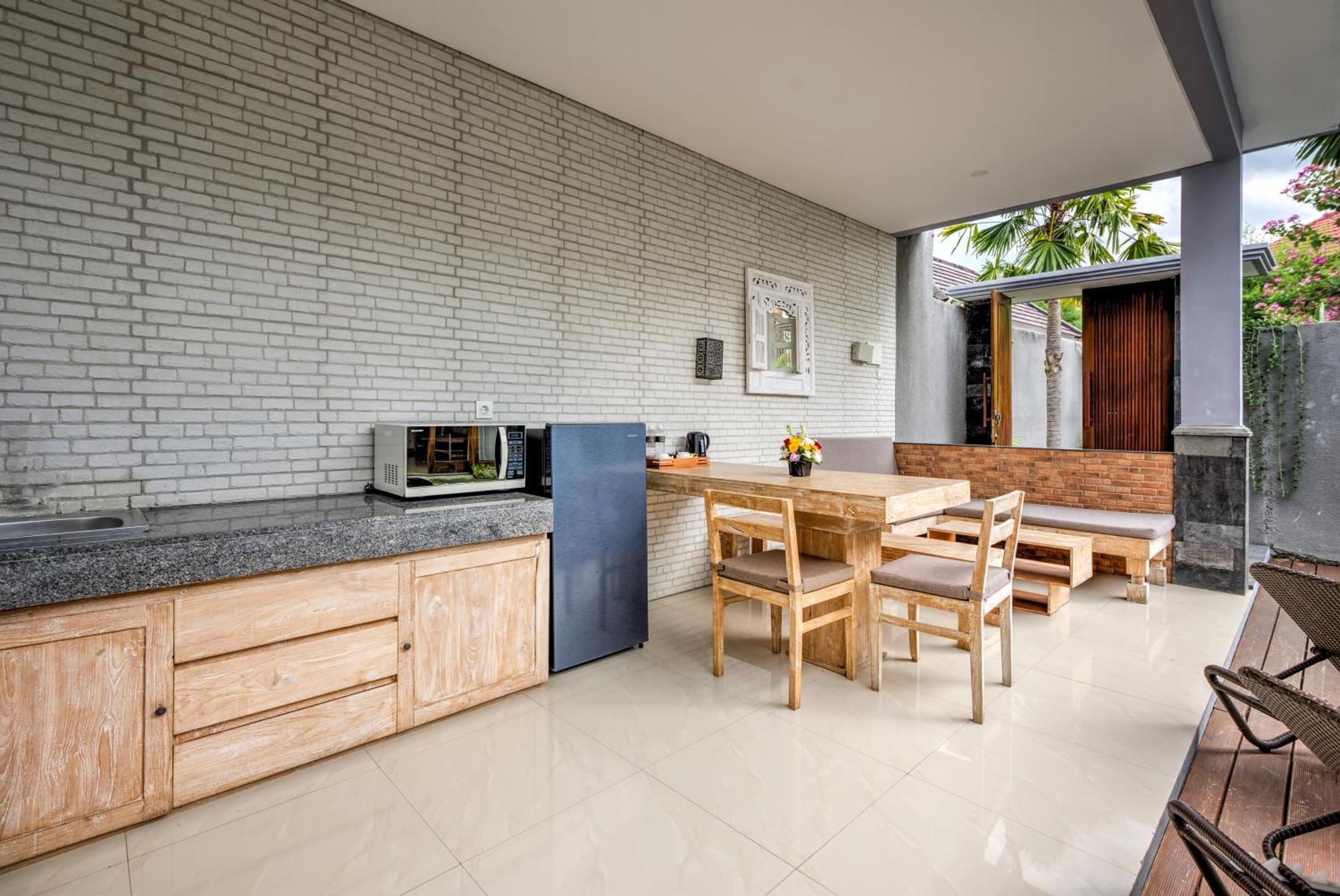 Grand Kesambi Resort And Villas Dalung  Екстер'єр фото