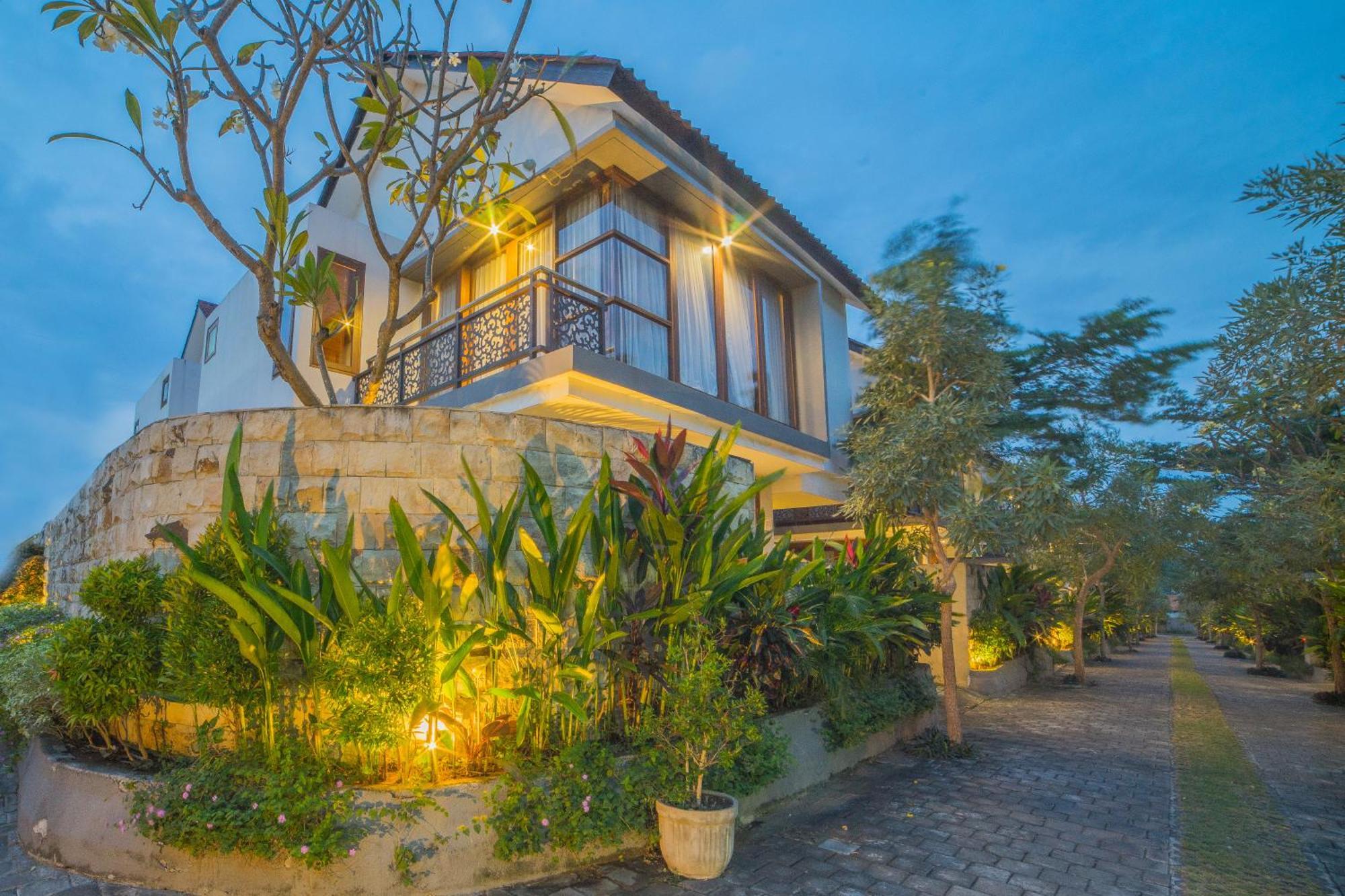 Grand Kesambi Resort And Villas Dalung  Екстер'єр фото