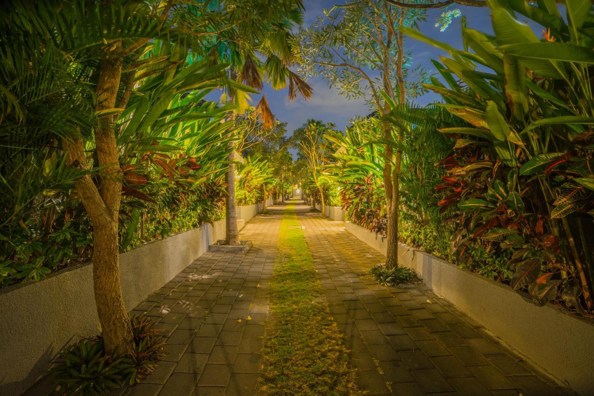 Grand Kesambi Resort And Villas Dalung  Екстер'єр фото